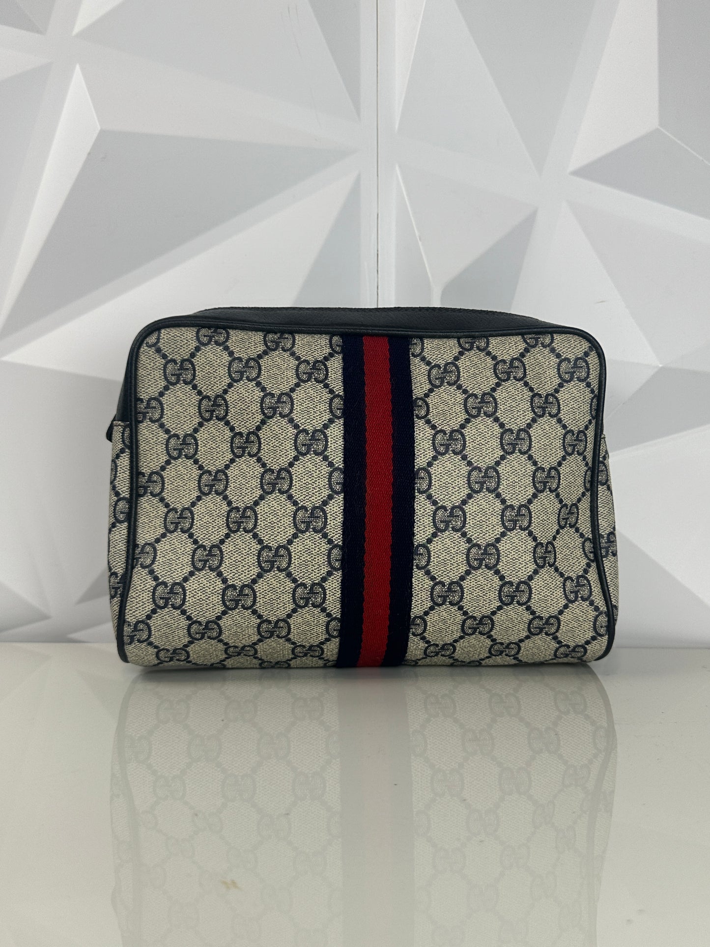 Pre-owned GUCCI GG Supreme Sherry Line Clutch