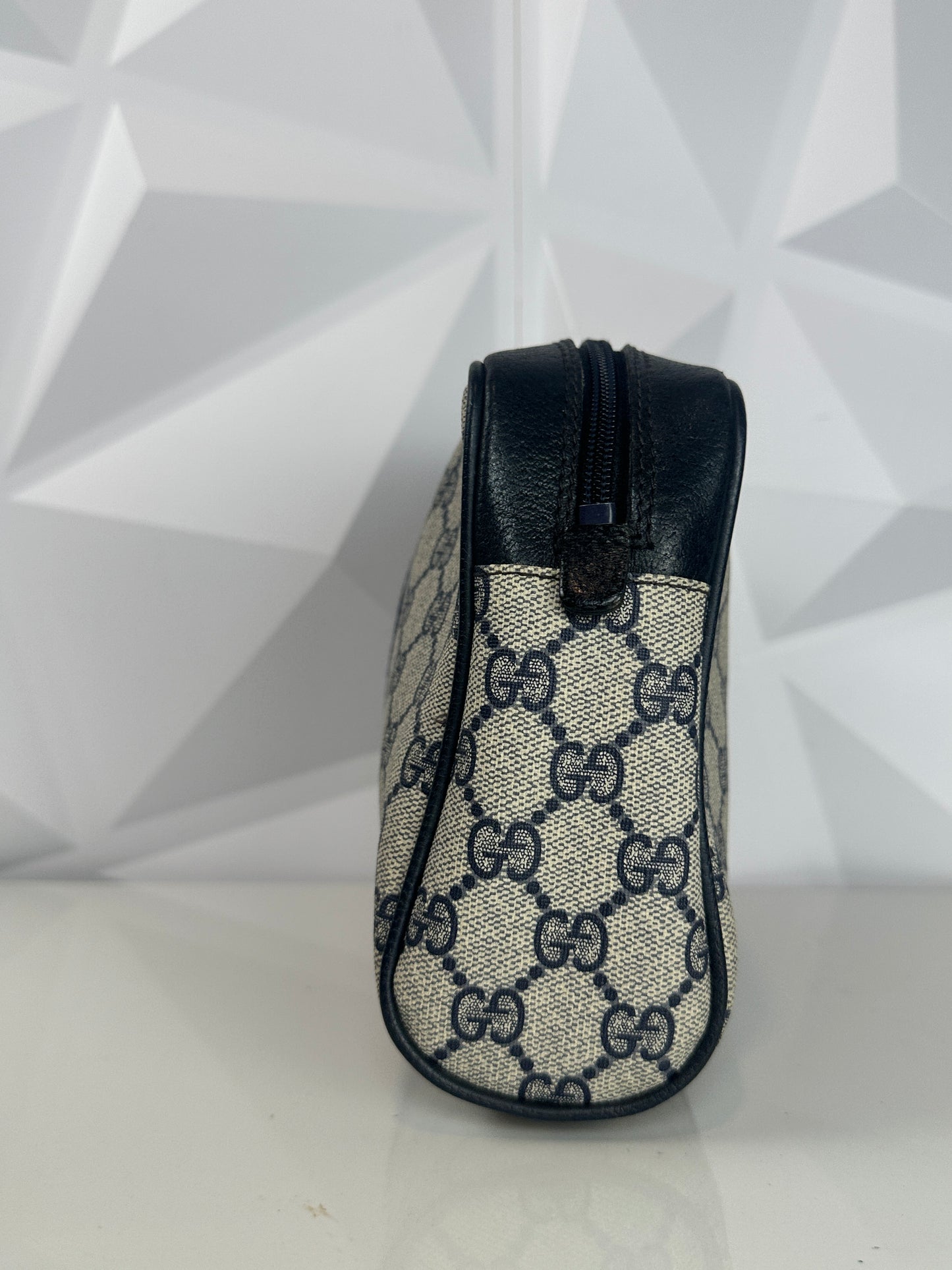 Pre-owned GUCCI GG Supreme Sherry Line Clutch