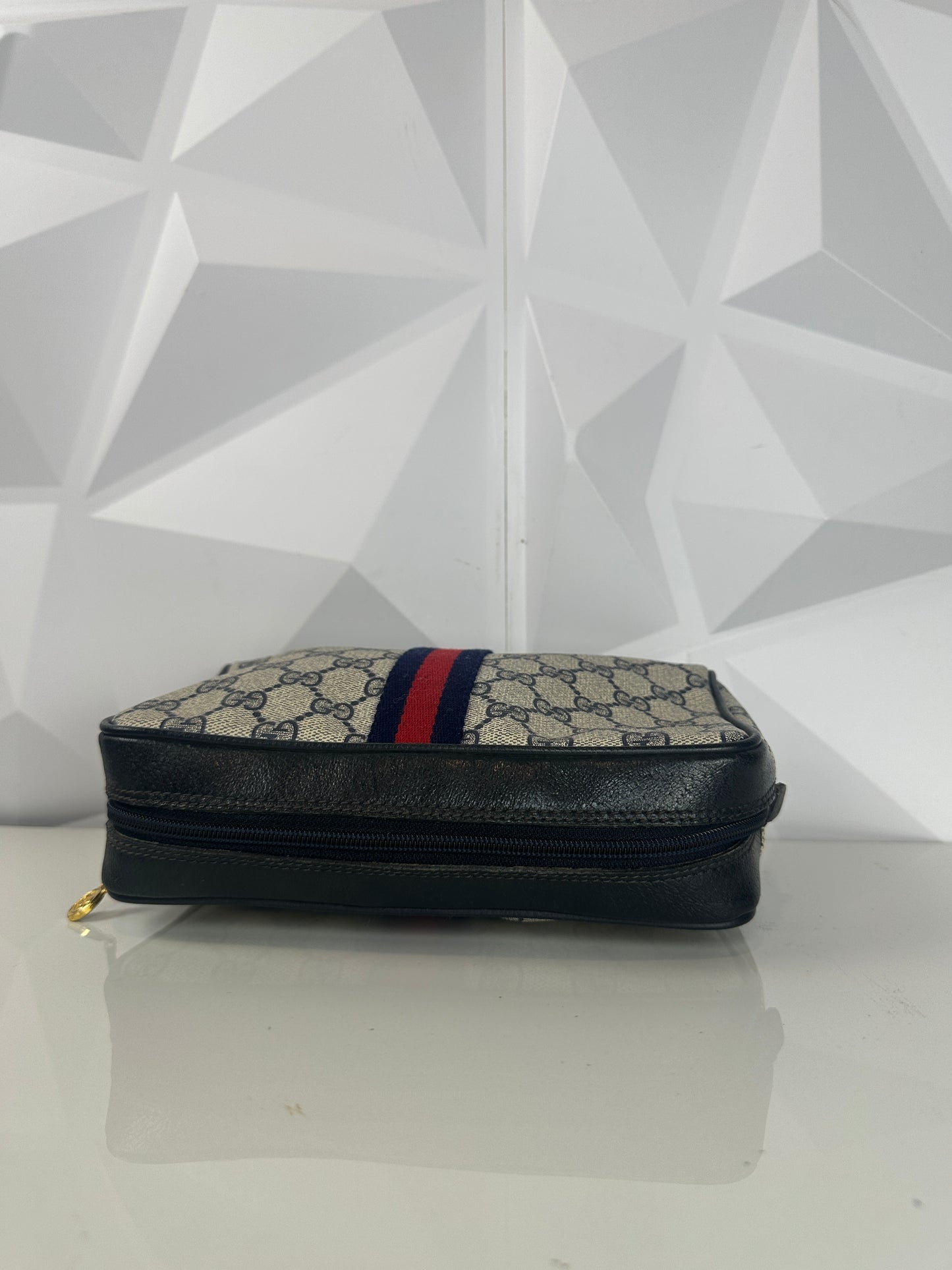 Pre-owned GUCCI GG Supreme Sherry Line Clutch