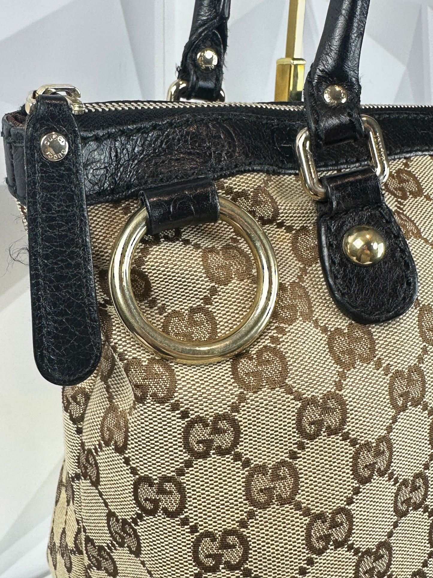 Pre-owned GUCCI Sukey GG Canvas