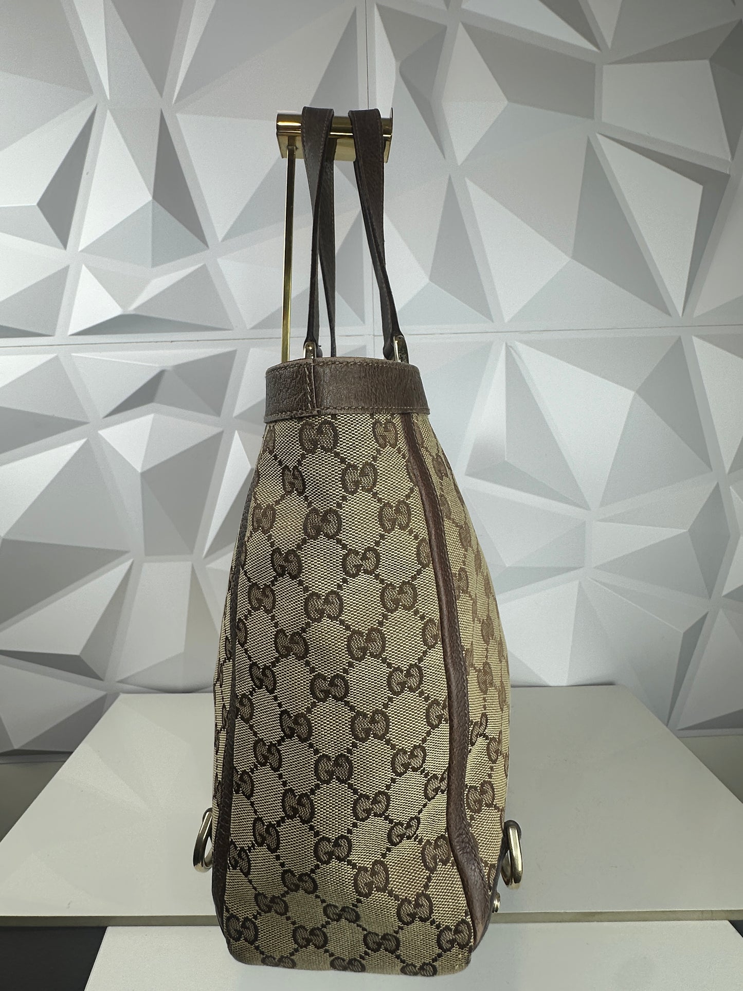 Pre-owned GUCCI Abbey D Ring tote in GG canvas