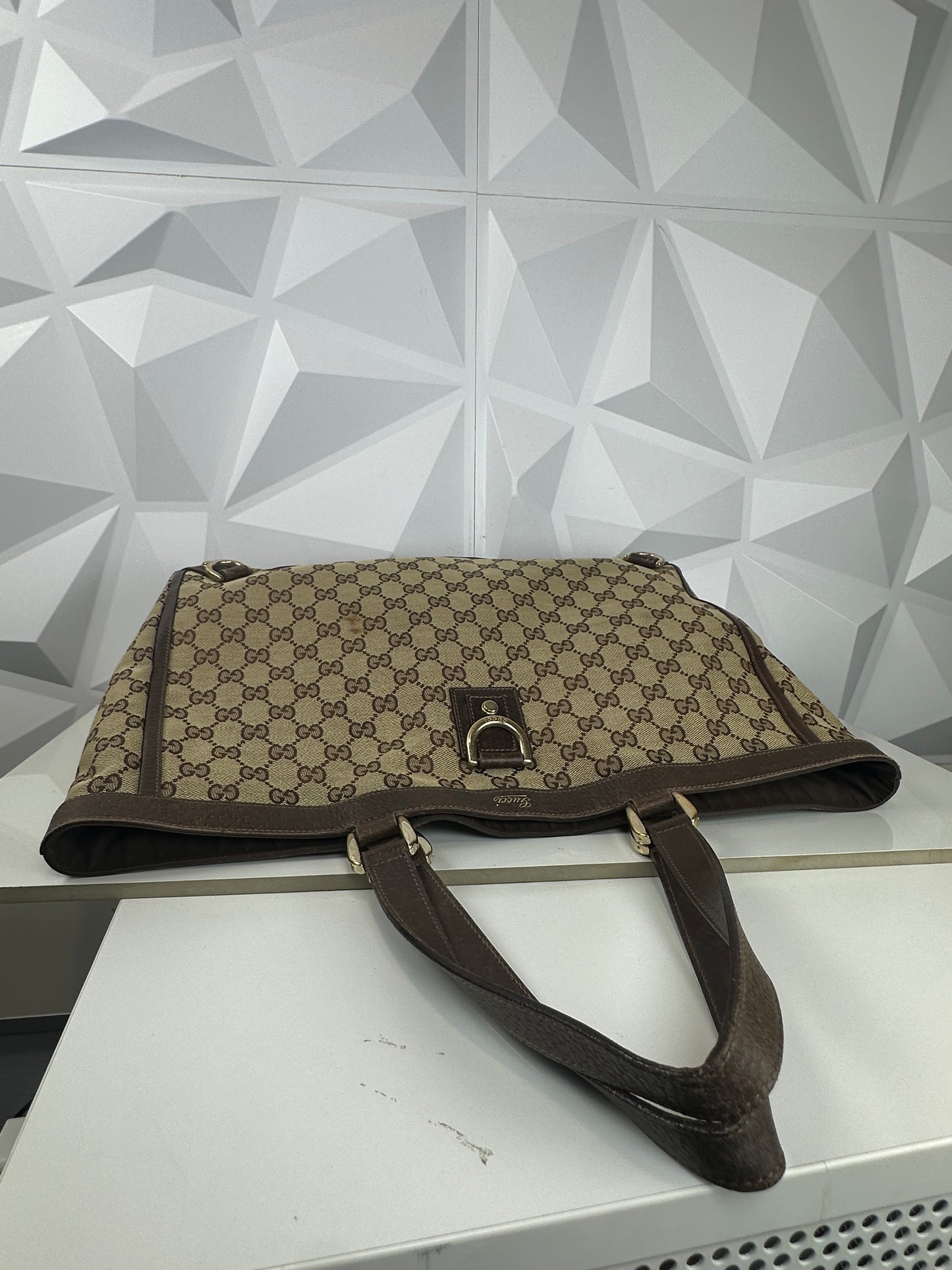 Pre-owned GUCCI Abbey D Ring tote in GG canvas