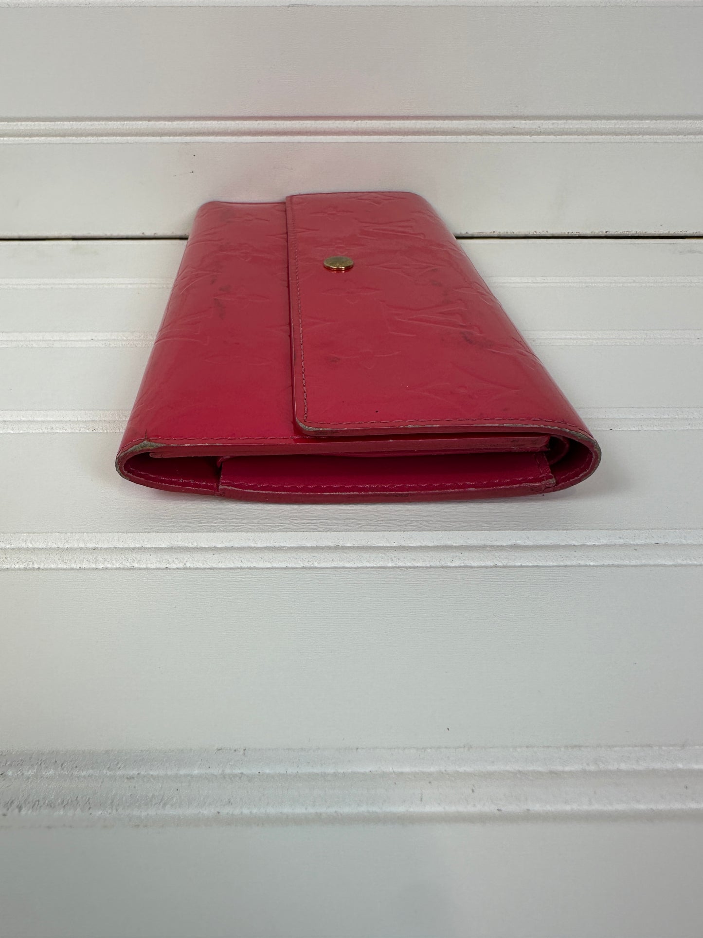 Pre-owned LOUIS VUITTON Neon Pink Vernis Wallet