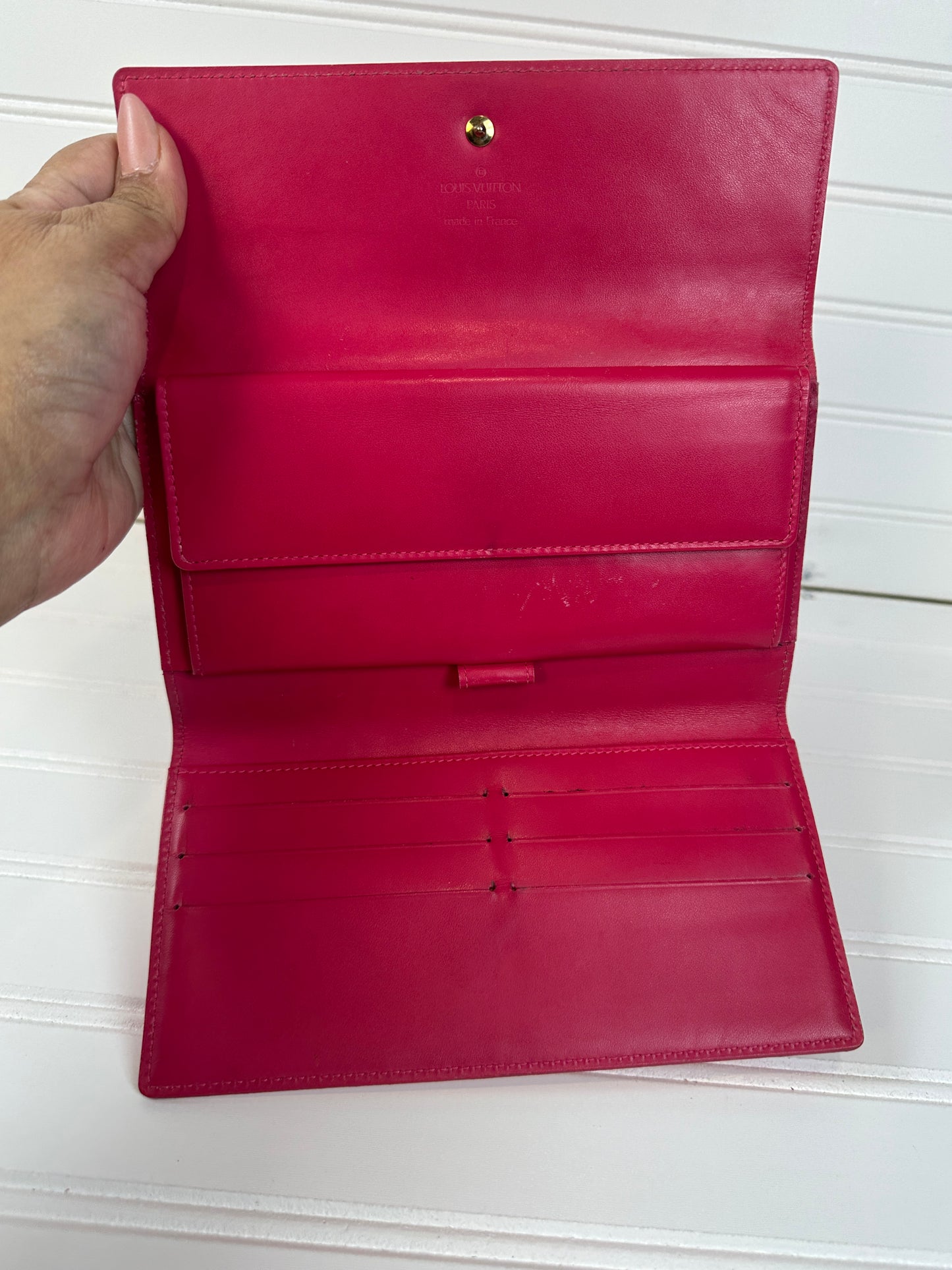 Pre-owned LOUIS VUITTON Neon Pink Vernis Wallet
