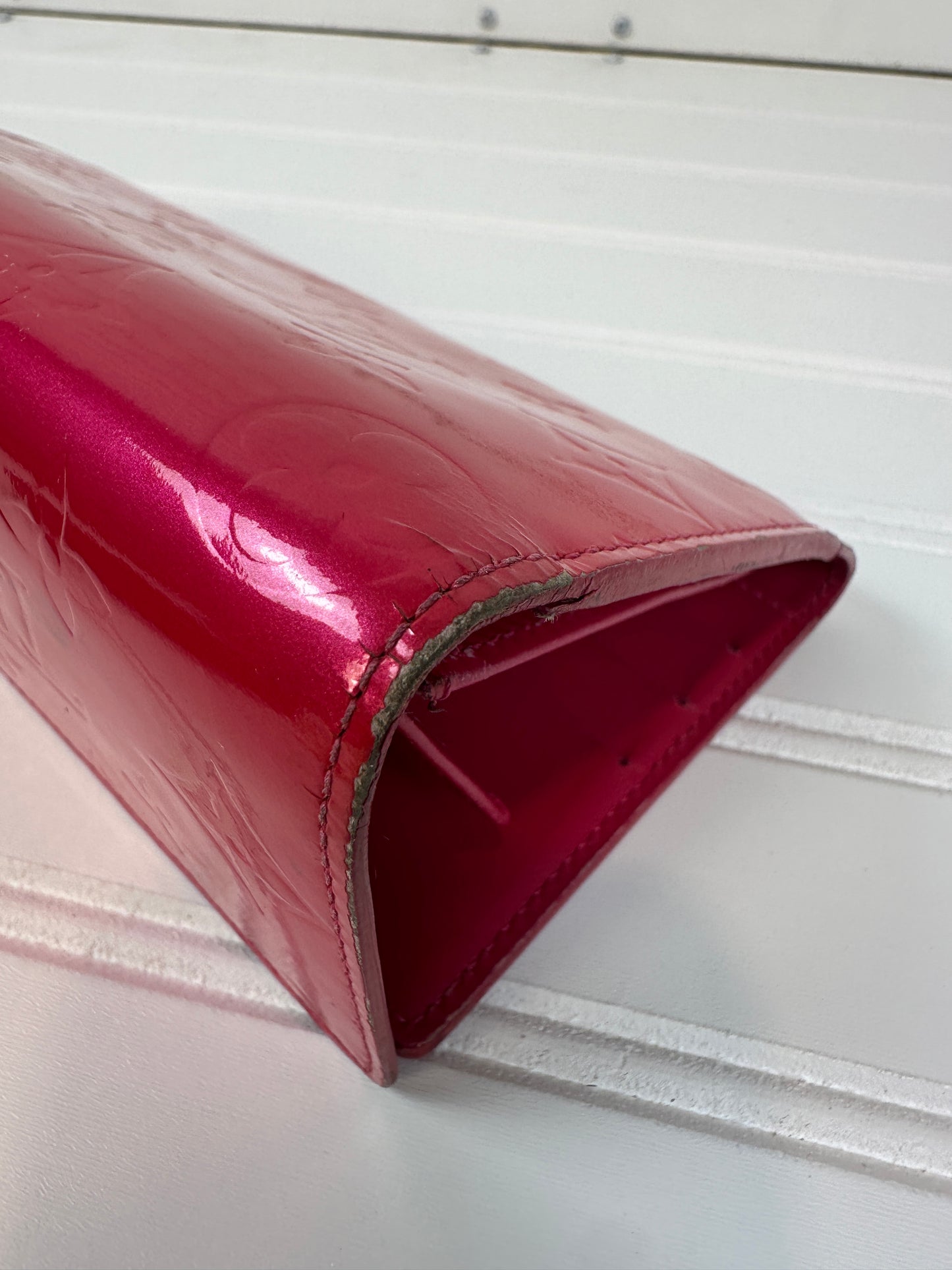 Pre-owned LOUIS VUITTON Neon Pink Vernis Wallet