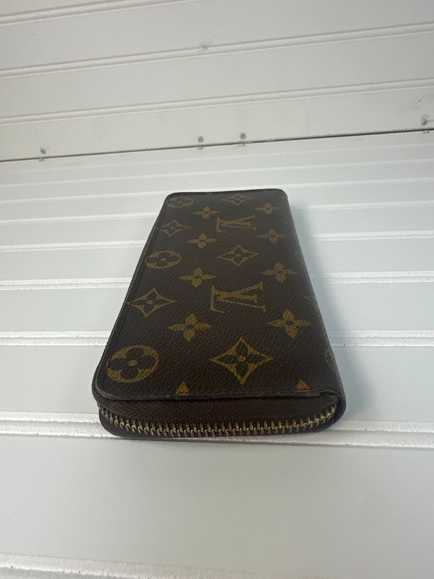 Pre-owned LOUIS VUITTON Clemence Fuchsia Wallet Monogram