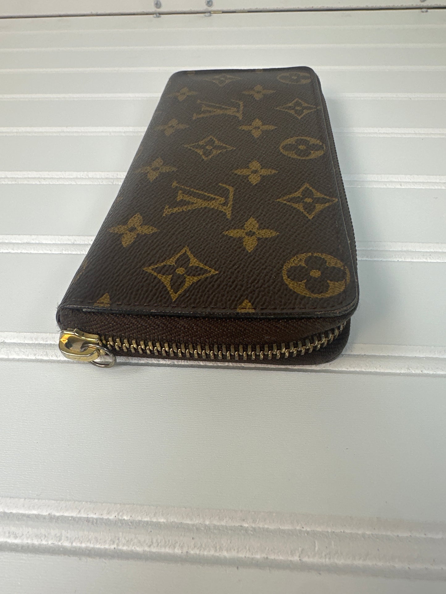Pre-owned LOUIS VUITTON Clemence Fuchsia Wallet Monogram