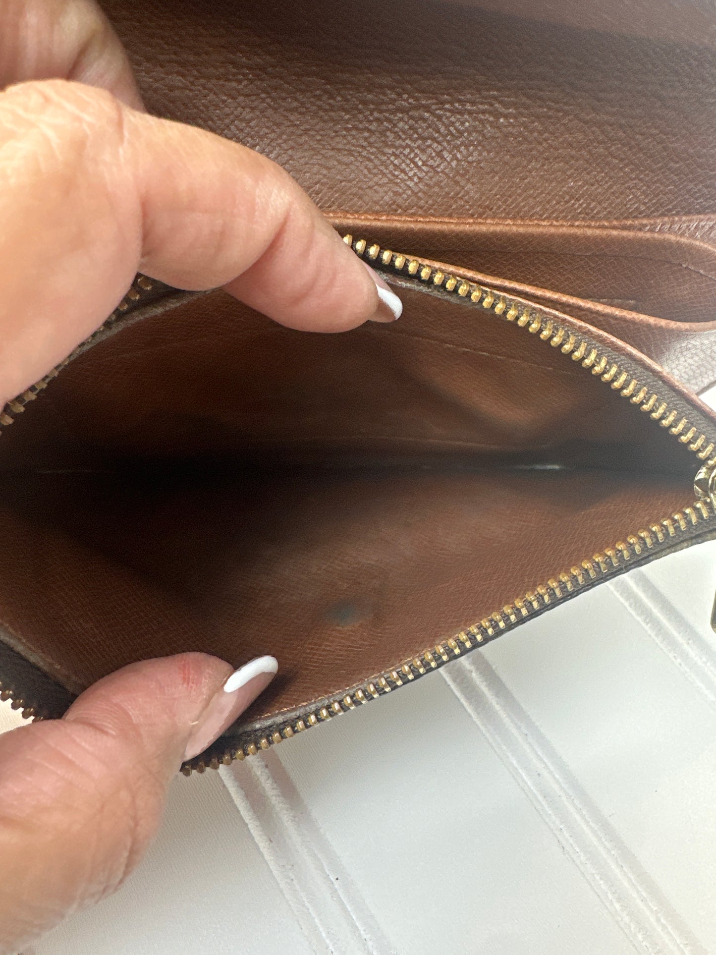 Pre-owned LOUIS VUITTON Zipper Monogram Bi-fold Wallet _188-4