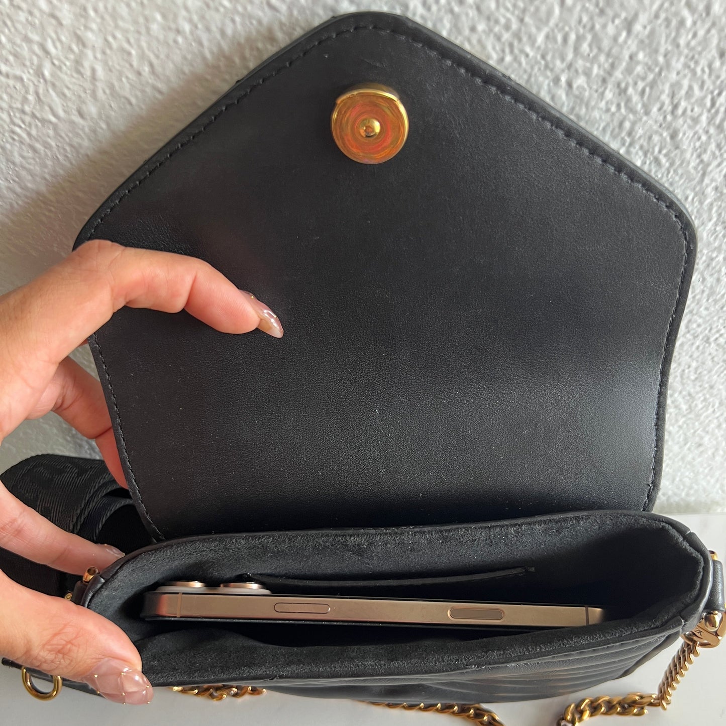 Pre-owned LOUIS VUITTON New Wave Multipochette black leather_ 275