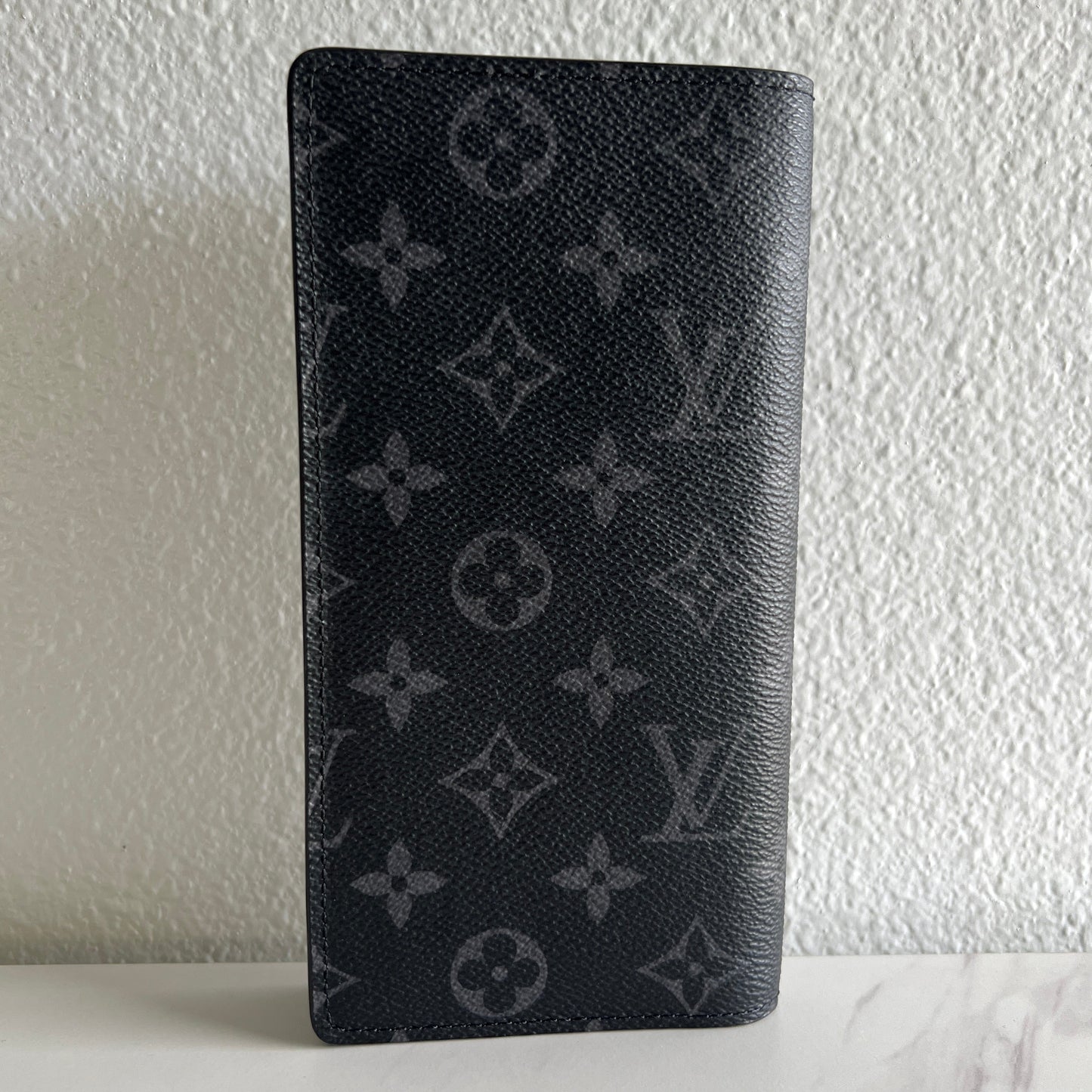 Pre-owned LOUIS VUITTON Monogram Eclipse Brazza Wallet_ 290