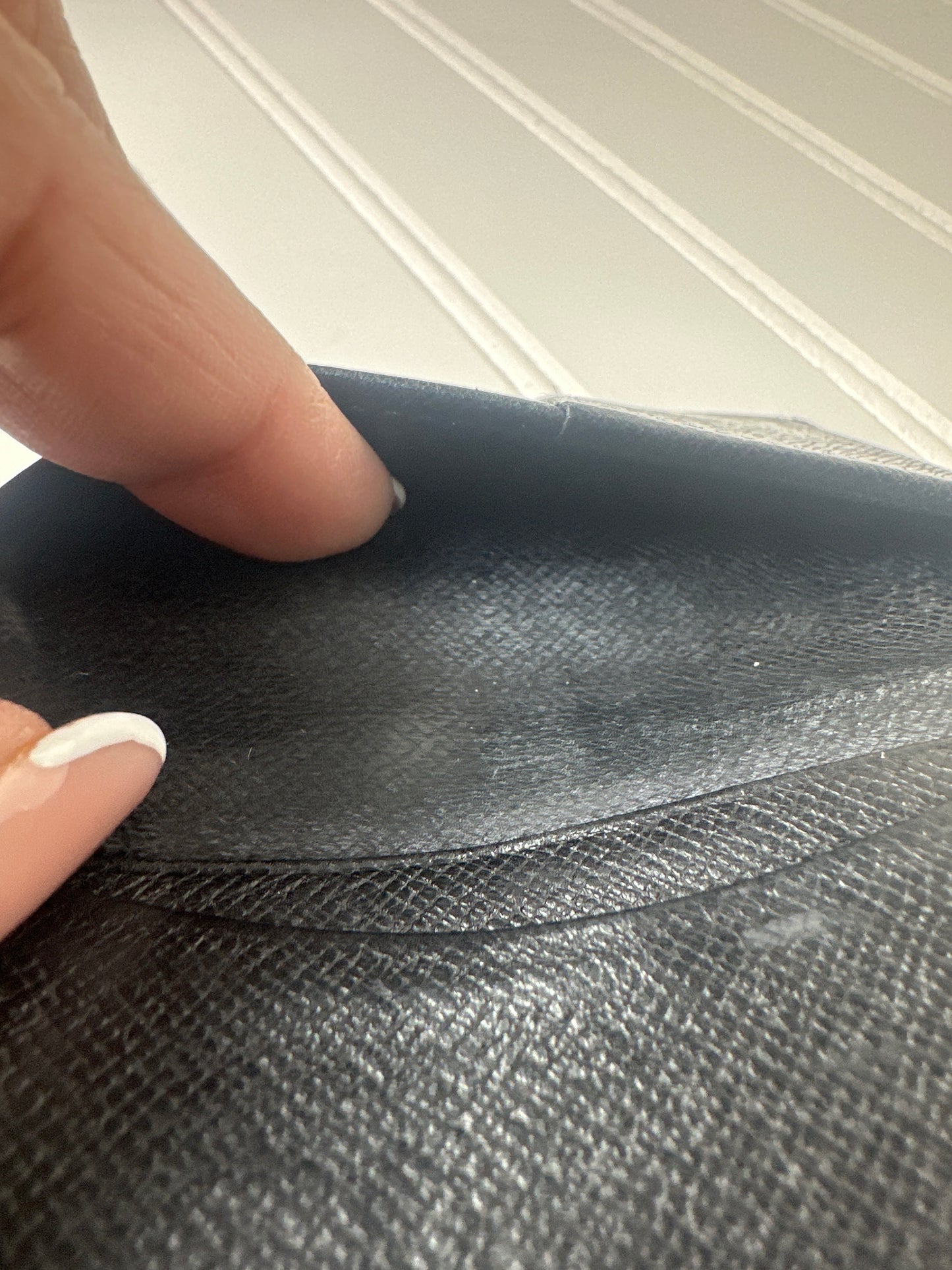 Pre-owned LOUIS VUITTON Pocket Organizer in Taïga Black Leather _189-4