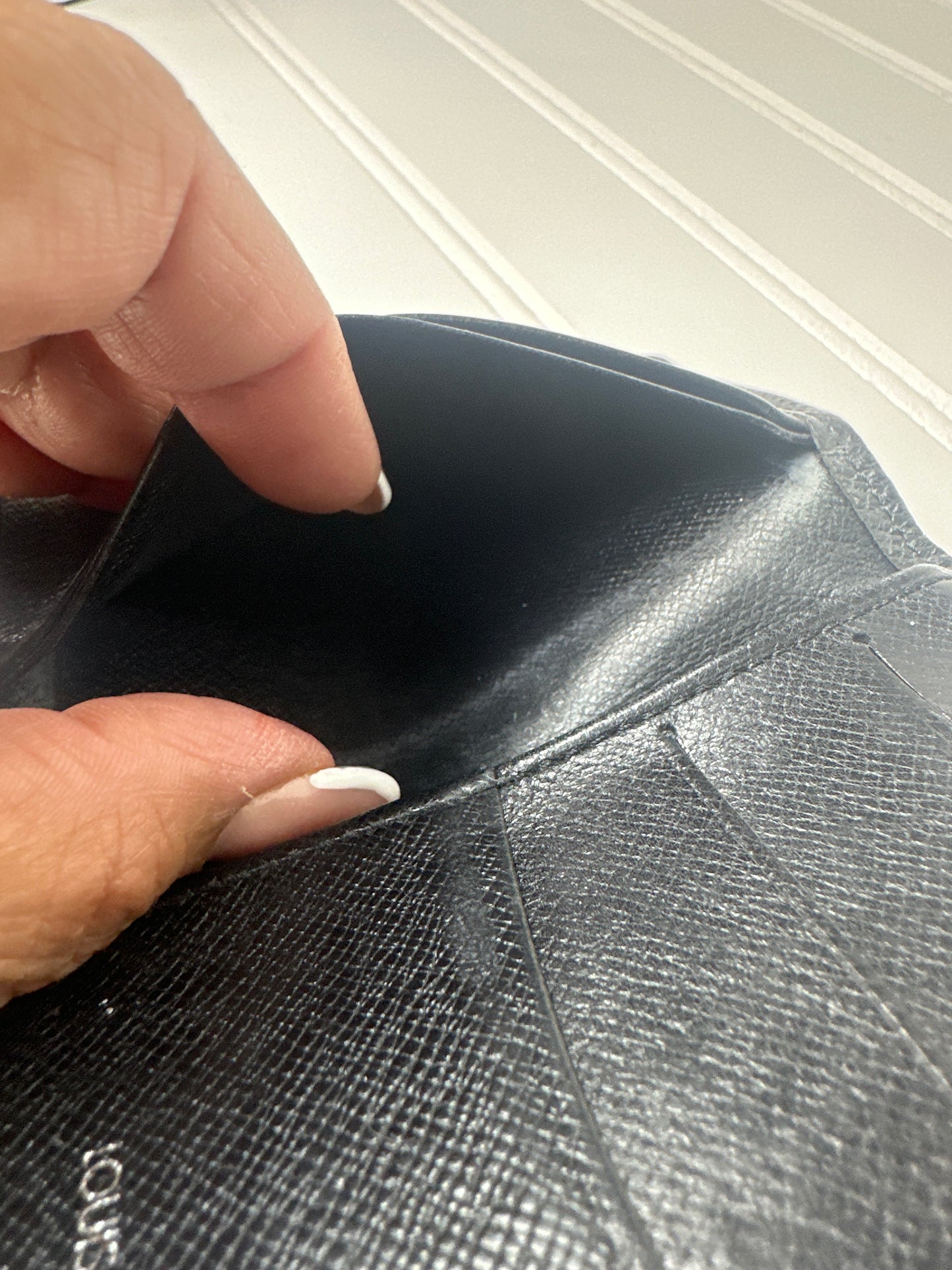 Pre-owned LOUIS VUITTON Pocket Organizer in Taïga Black Leather _189-4