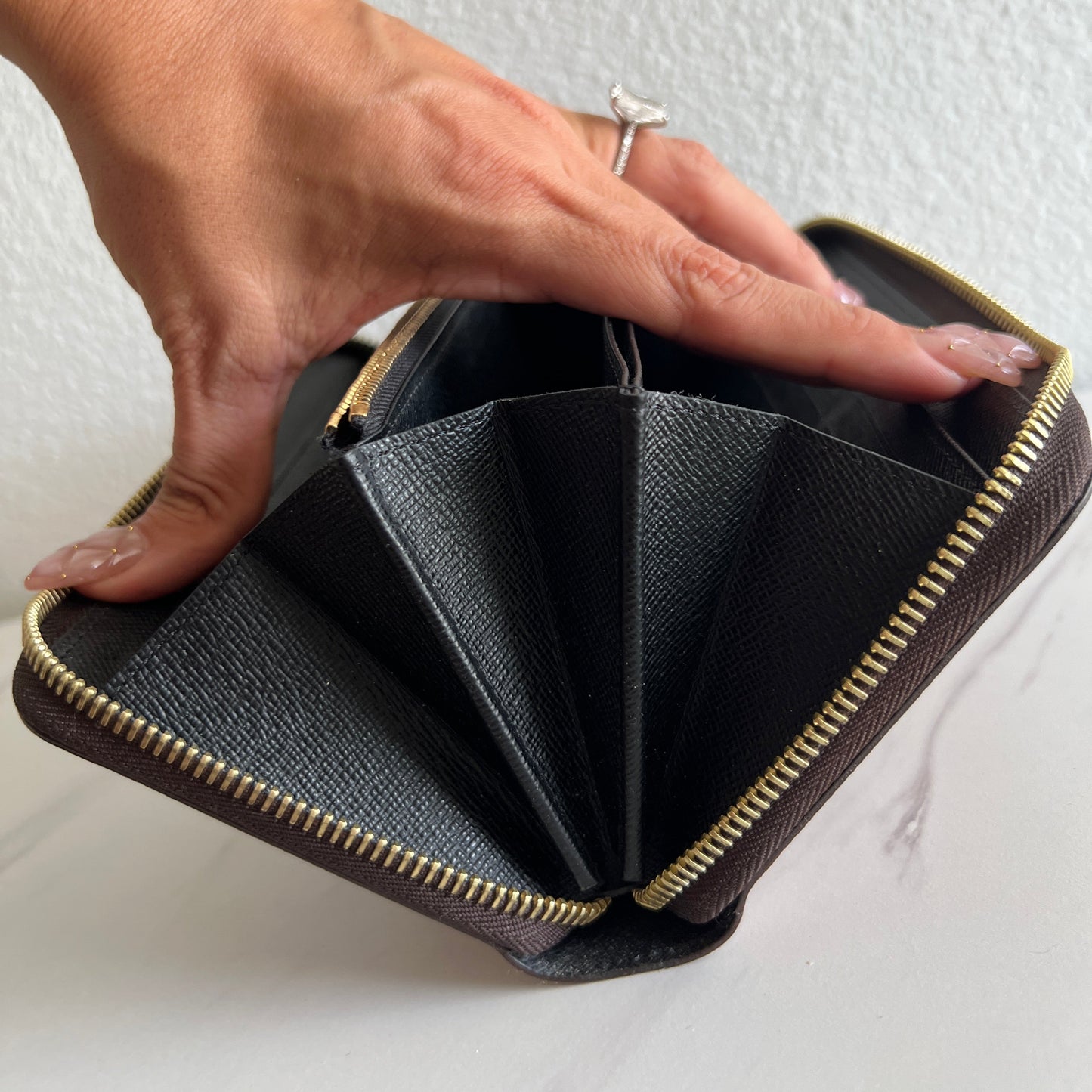 Pre-owned LOUIS VUITTON Zippy wallet monogram reverse_ 293