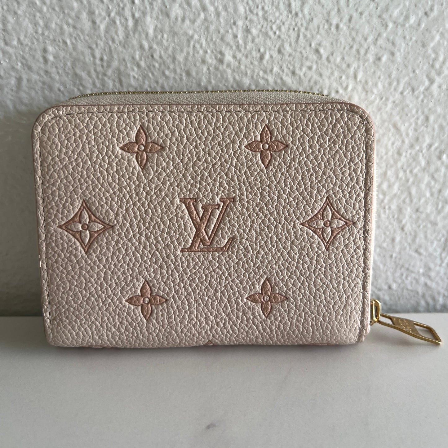 Pre-owned LOUIS VUITTON Limited Edition zippy coin wallet beige leather_ 287