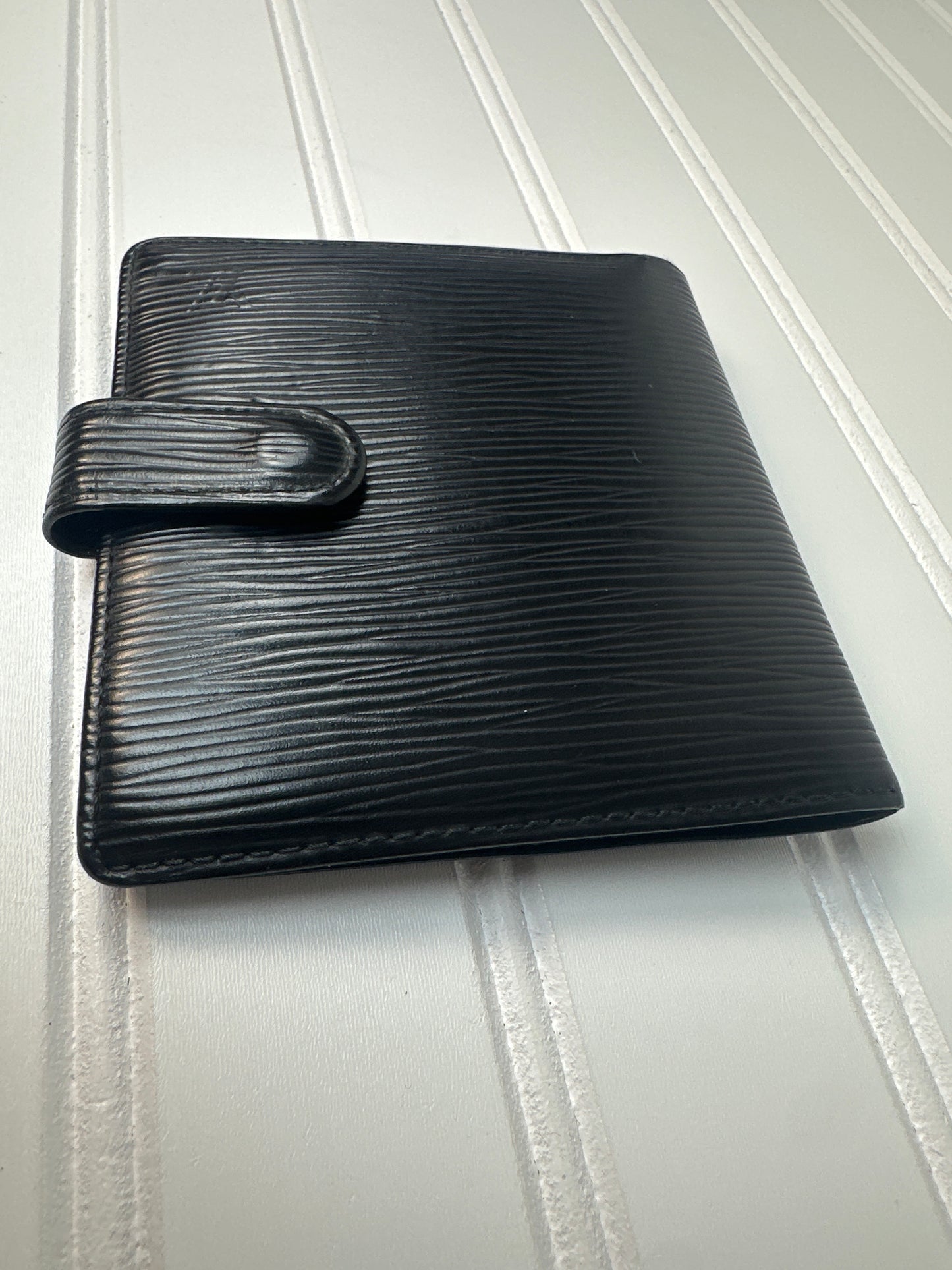 Pre-owned LOUIS VUITTON Epi Bi-fold Wallet Noir Black _190-2