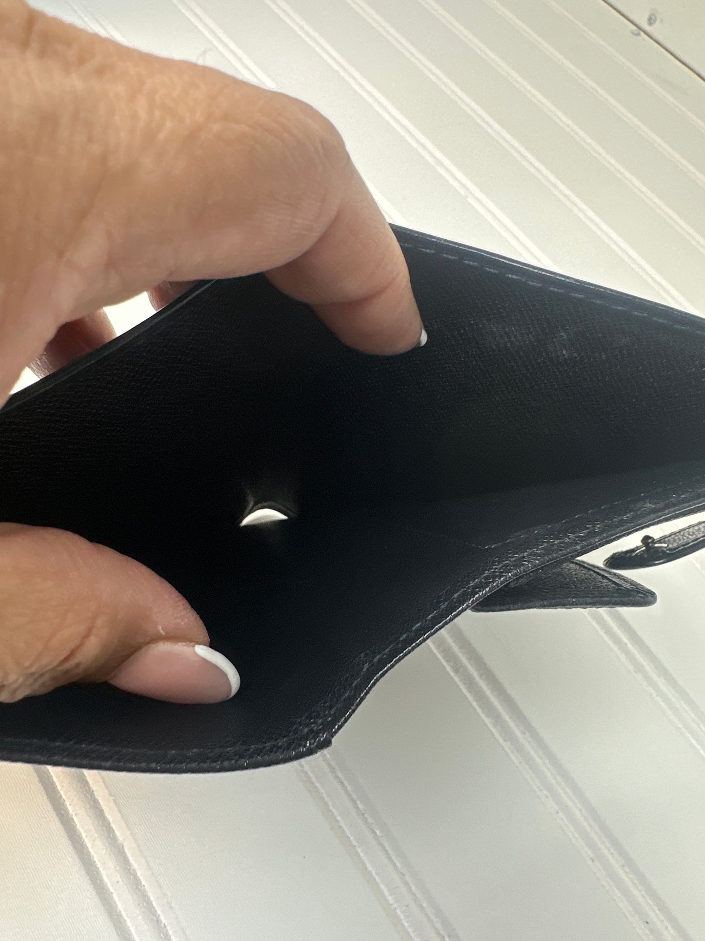 Pre-owned LOUIS VUITTON Epi Bi-fold Wallet Noir Black _190-2