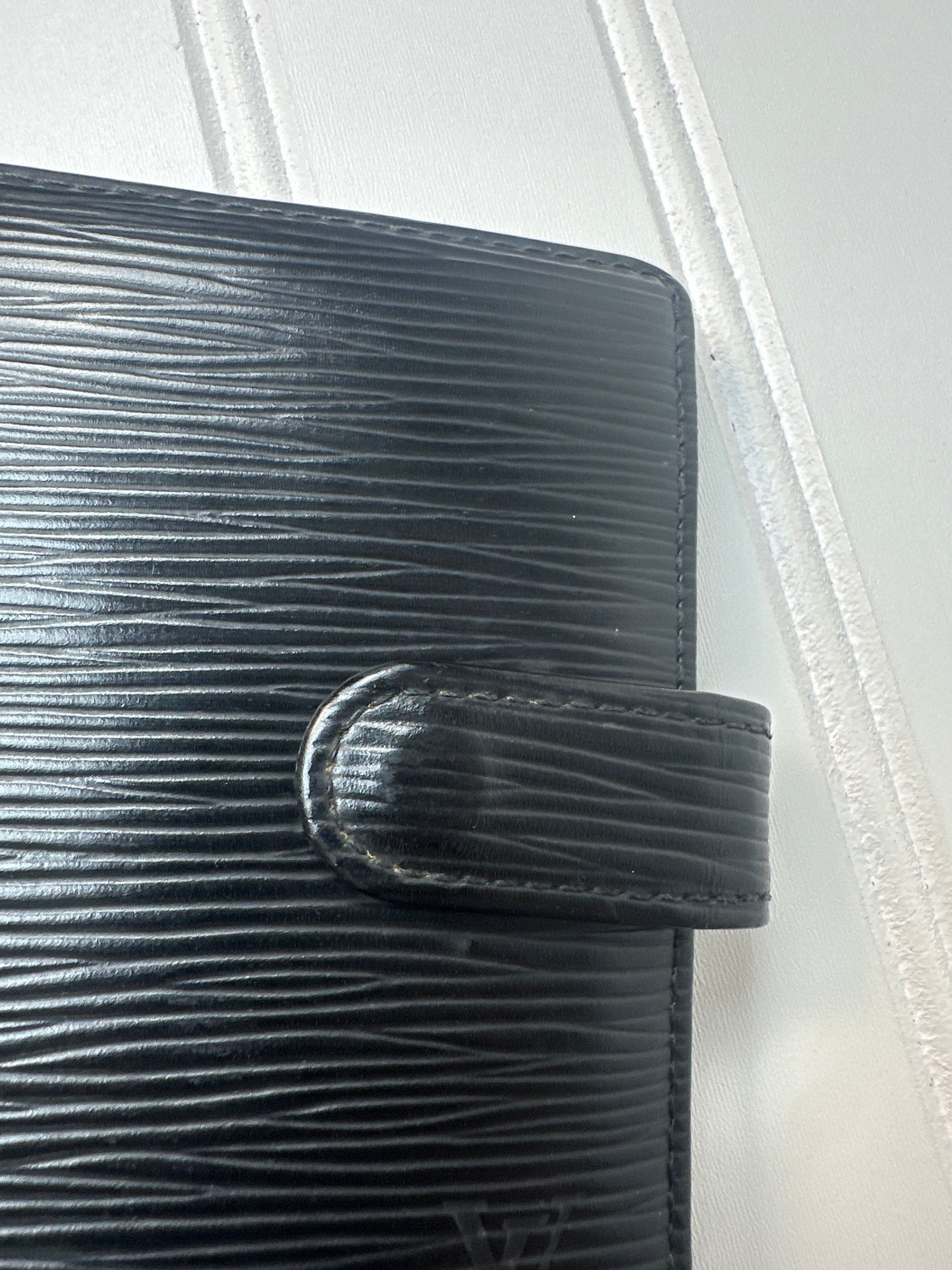 Pre-owned LOUIS VUITTON Epi Bi-fold Wallet Noir Black _190-2