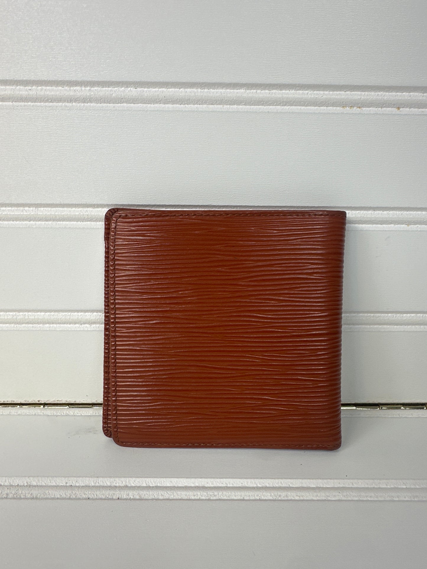 Pre-owned LOUIS VUITTON Epi Bi-fold Wallet Tan Brown _190-3