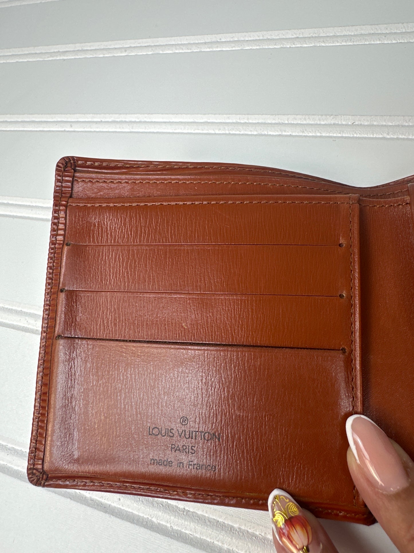 Pre-owned LOUIS VUITTON Epi Bi-fold Wallet Tan Brown _190-3