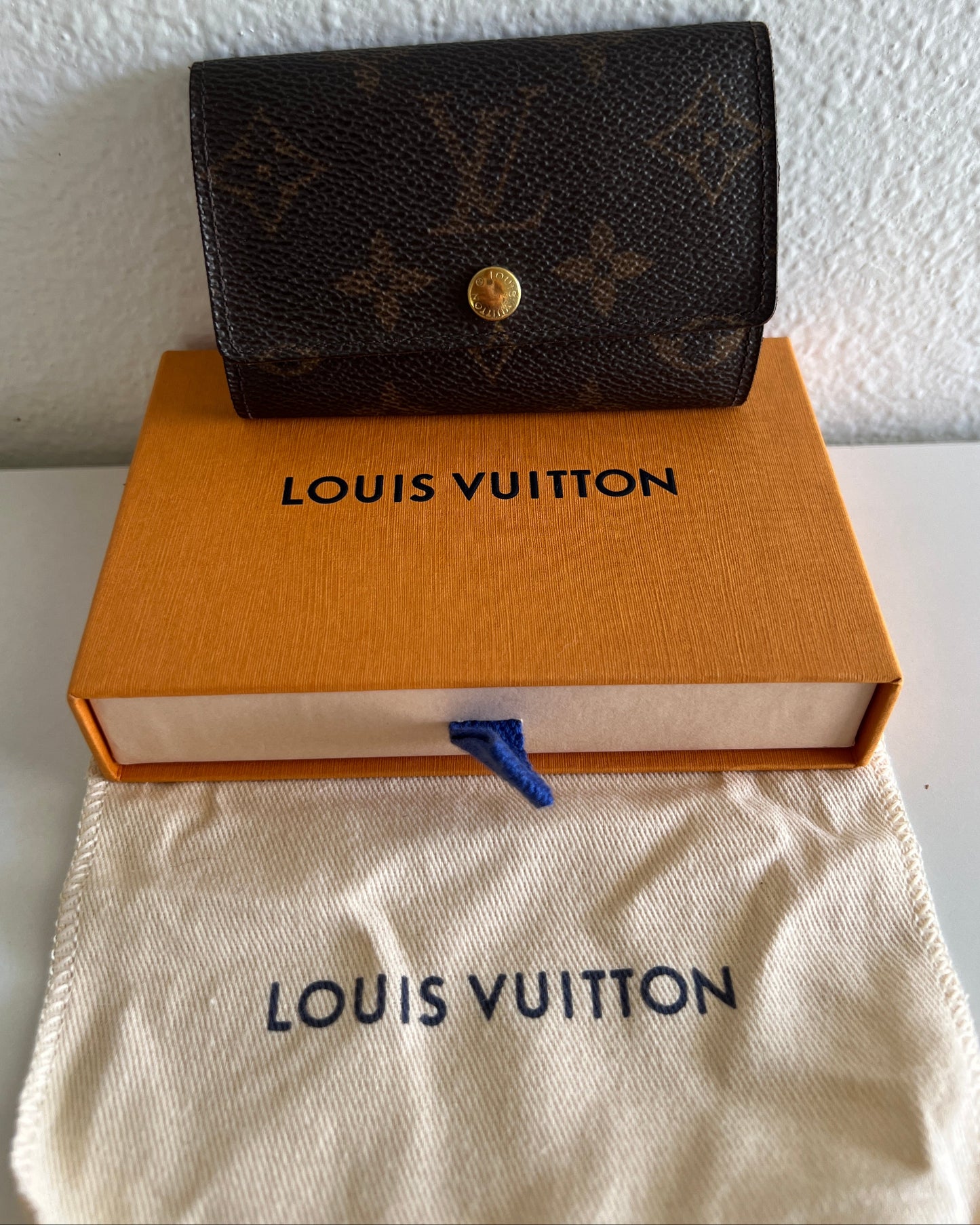 Pre-owned LOUIS VUITTON 6 Key Holder Monogram Canvas_ 283