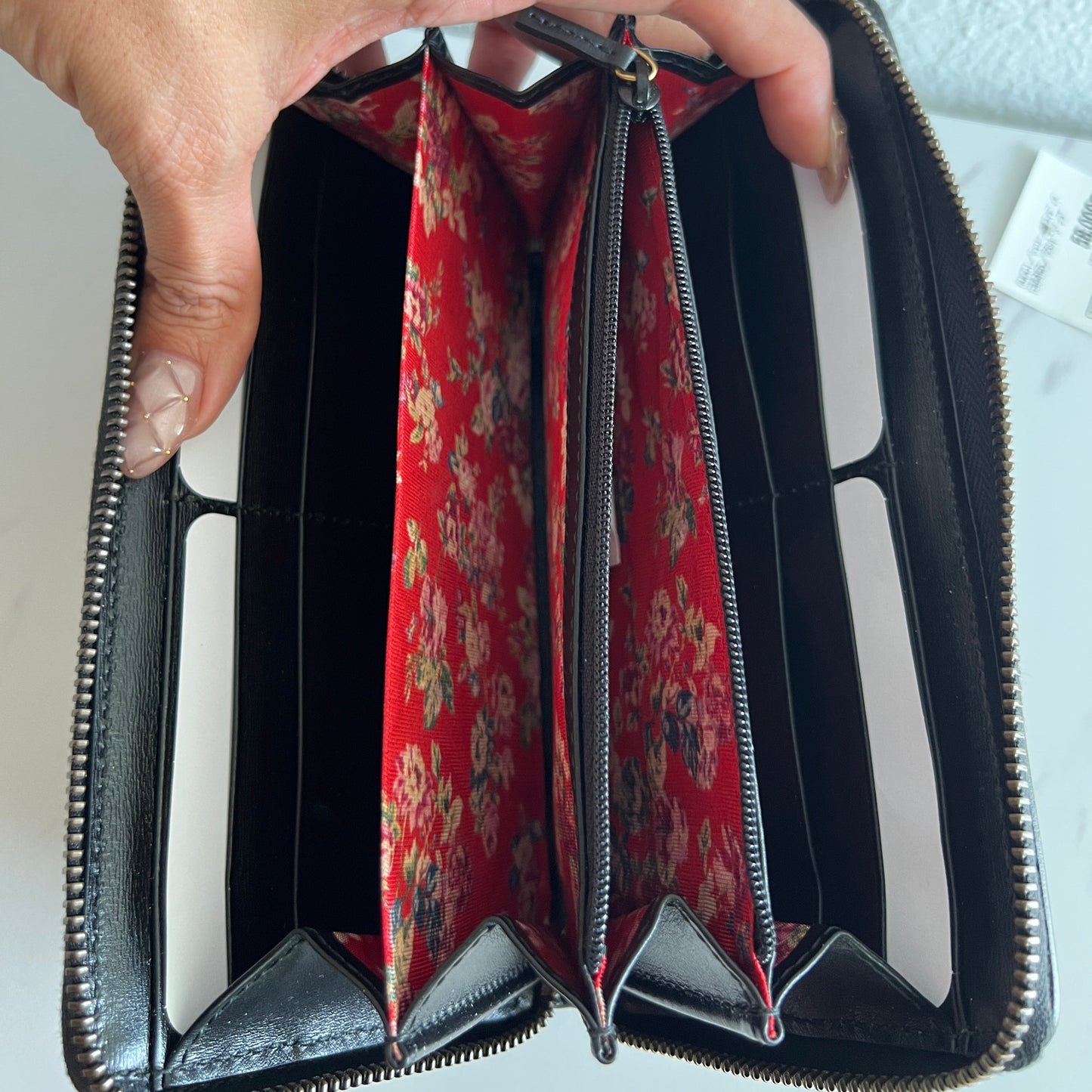 Pre-owned GUCCI Zippy organizer long wallet black leather green red green_ 299