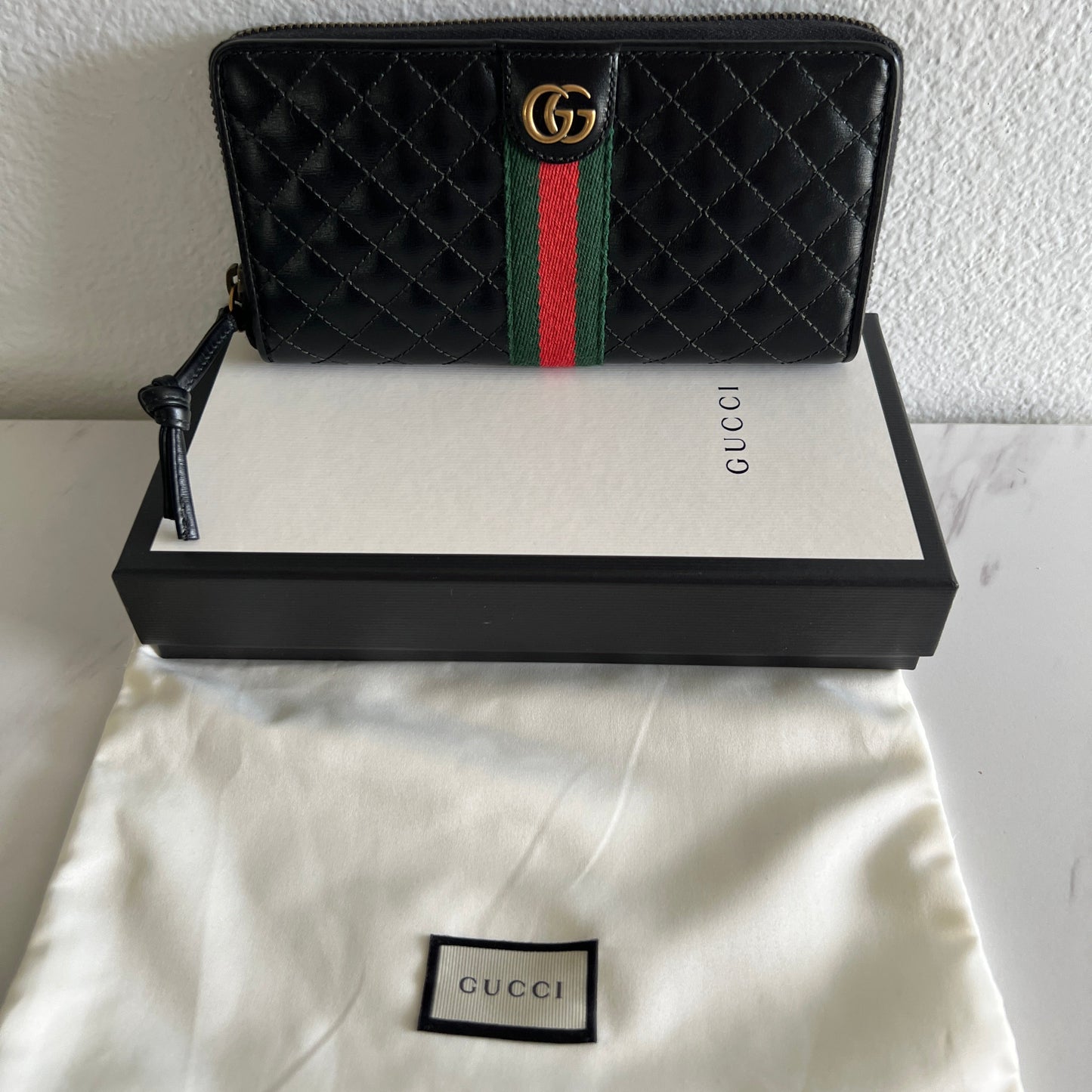 Pre-owned GUCCI Zippy organizer long wallet black leather green red green_ 299