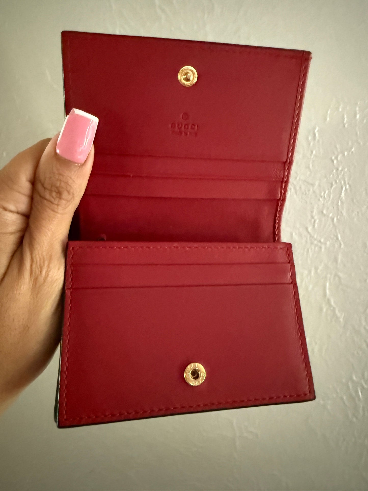 Pre-owned GUCCI wallet red interior limited edition
