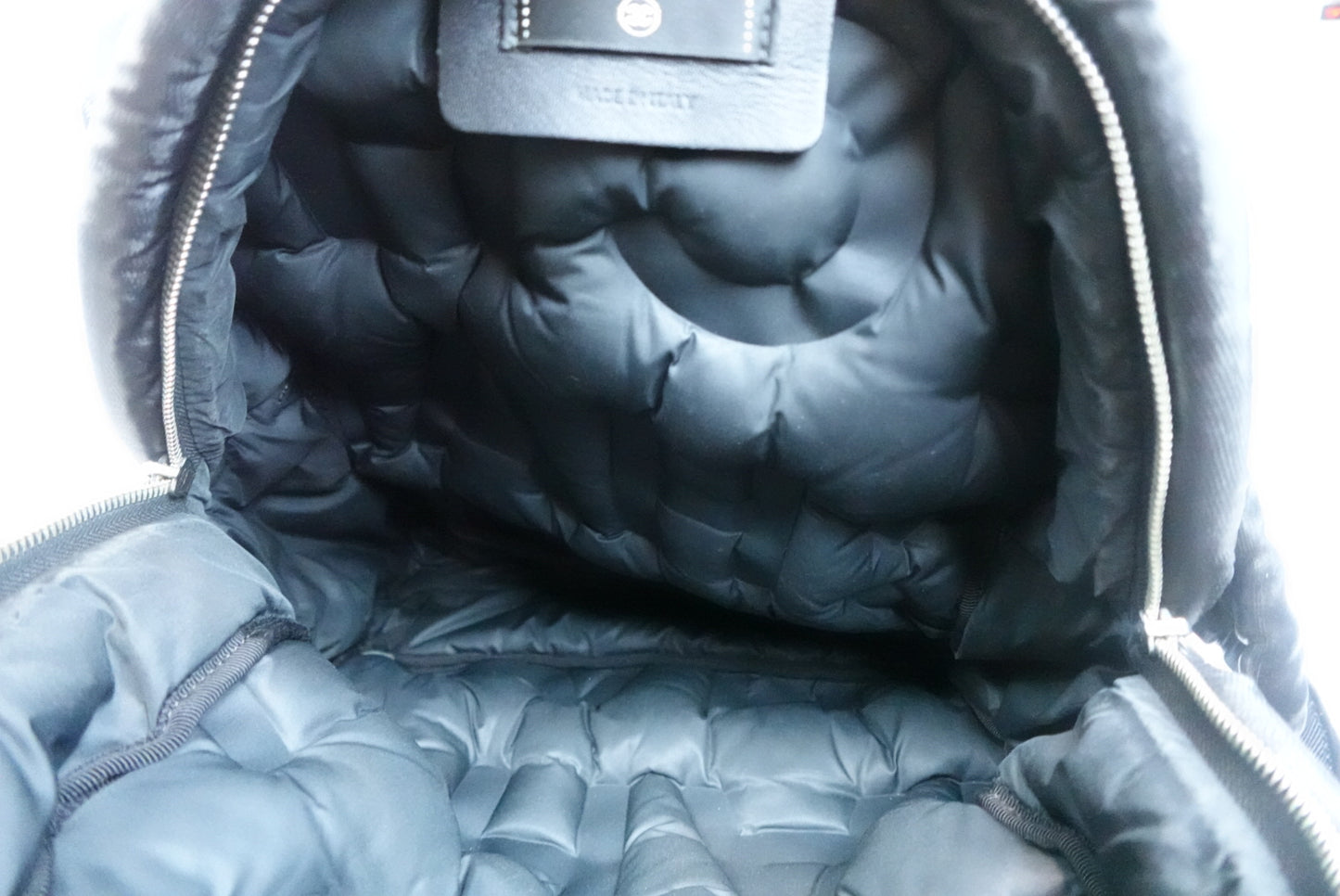 Preowned CHANEL Doudoune Backpack Black _ 249