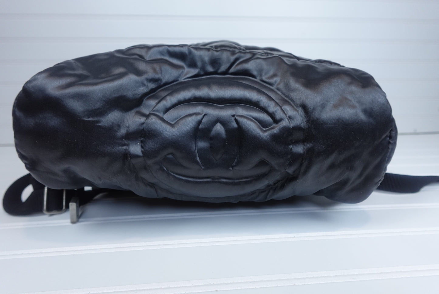 Preowned CHANEL Doudoune Backpack Black _ 249